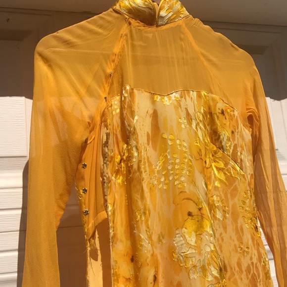 Vintage yellow Qi Pao dress - Picture 5 of 9